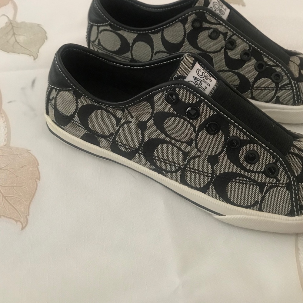 Coach slip on tennis shoes size 8